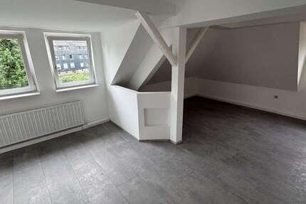 Wohnung zum Mieten in Wuppertal Cronenberg 690 € 80 m²