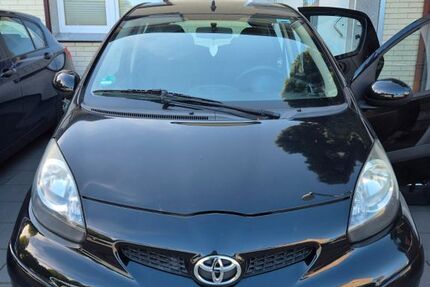 Toyota Aygo (X) 81.500 km 3.400 &euro; Essen 45329