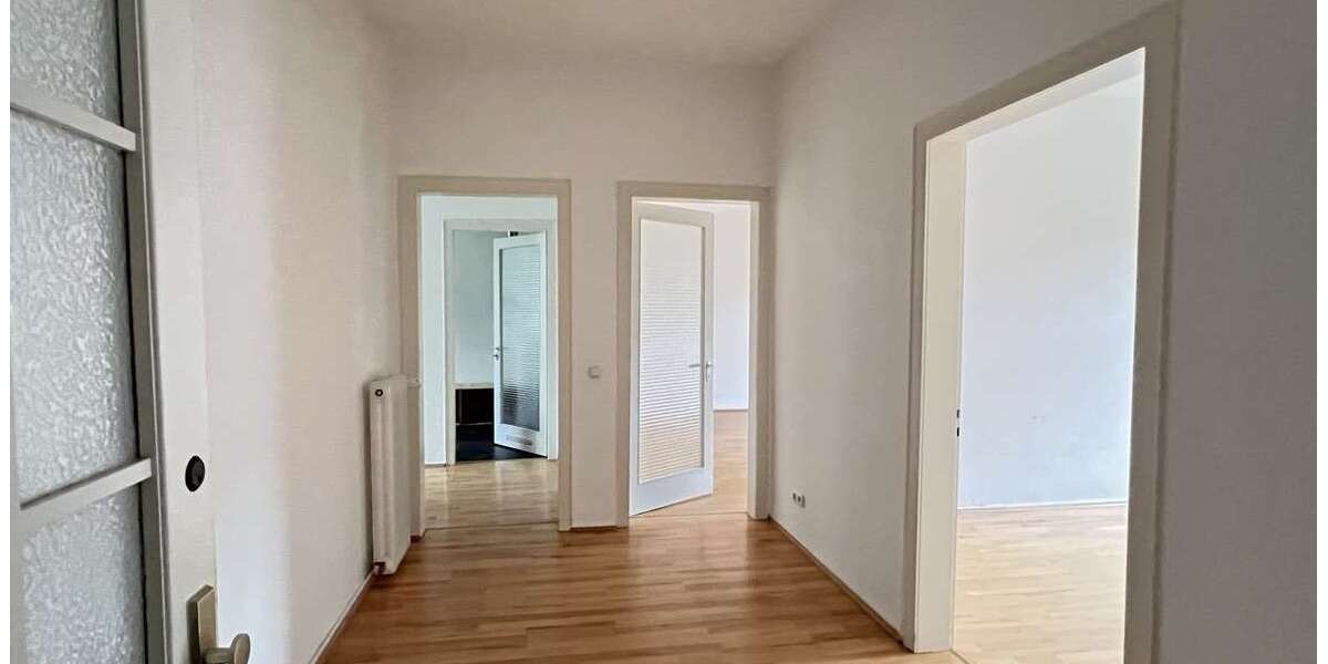 Etagenwohnung Essen Stadtbezirk II - 2 Zimmer, 72 m&sup2;, 940&euro; | Angebot:27438399