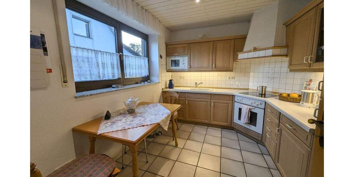 Teil Vermietetes Mehrfamilienhaus in Voerde 8 zimmer