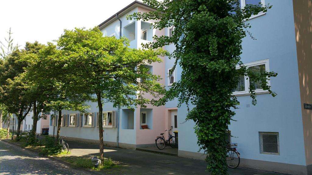 Etagenwohnung Duisburg Duisburg-Mitte - 3 Zimmer, 73 m&sup2;, 599&euro; | Angebot:27485592