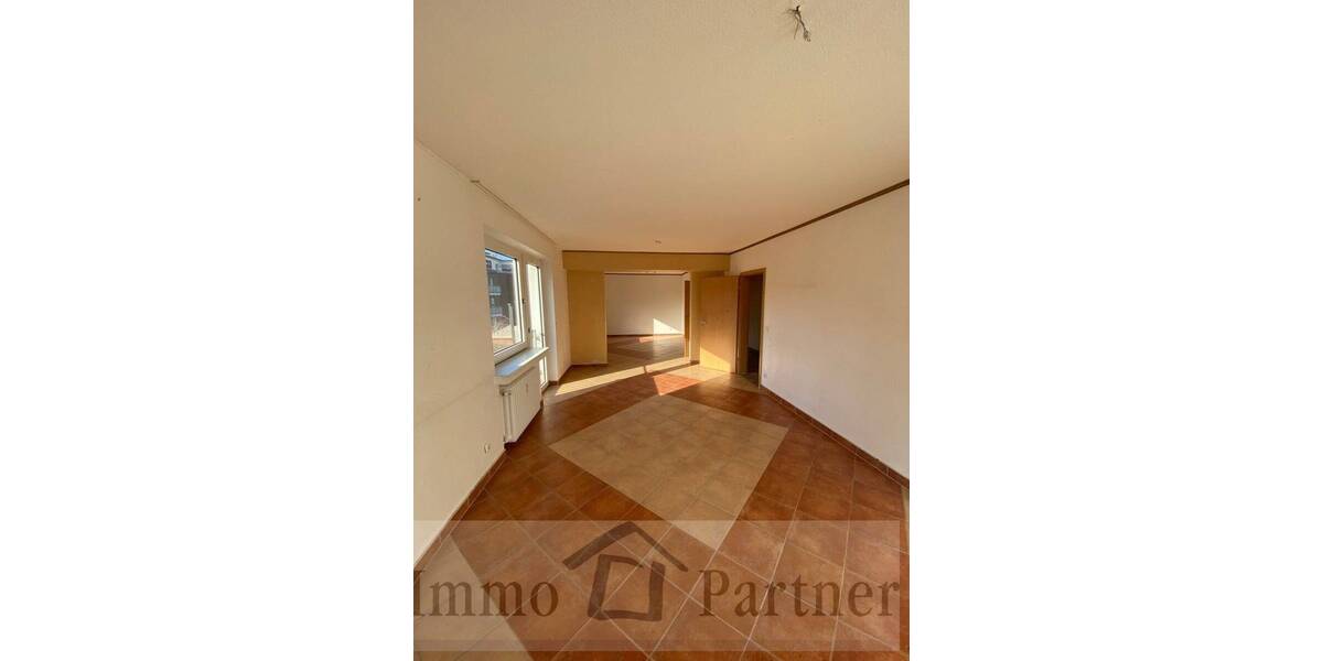 Etagenwohnung Duisburg / Aldenrade Aldenrade - 4 Zimmer, 118 m&sup2;, 158.000&euro; | Angebot:23982412