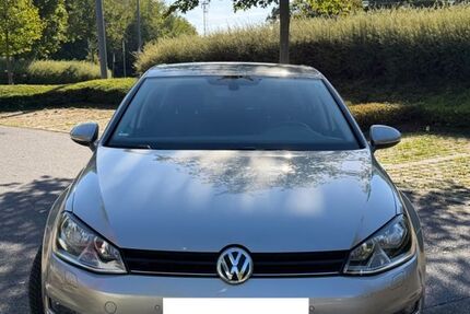 VW Golf 135.586 km 9.550 &euro; Ratingen 40878