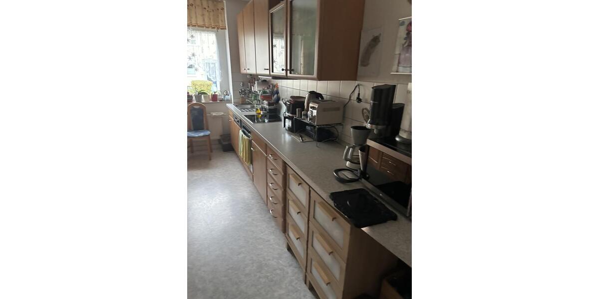 Bei VIVAWEST die Sonnenstrahlen auf dem eigenen Balkon genießen. 2.5 zimmer