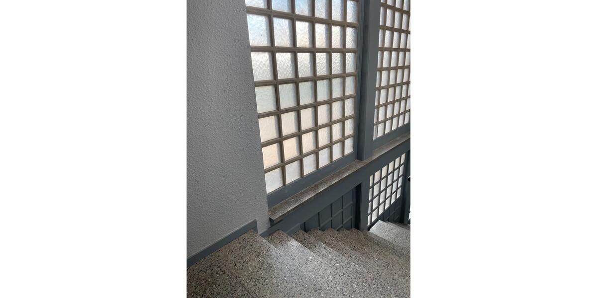 Einfamilienhaus Duisburg Duisburg-Mitte - 2 Zimmer, 177 m&sup2;, 800&euro; | Angebot:25718261