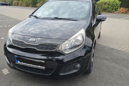 Kia Rio 105.300 km 6.400 &euro; Duisburg 47259