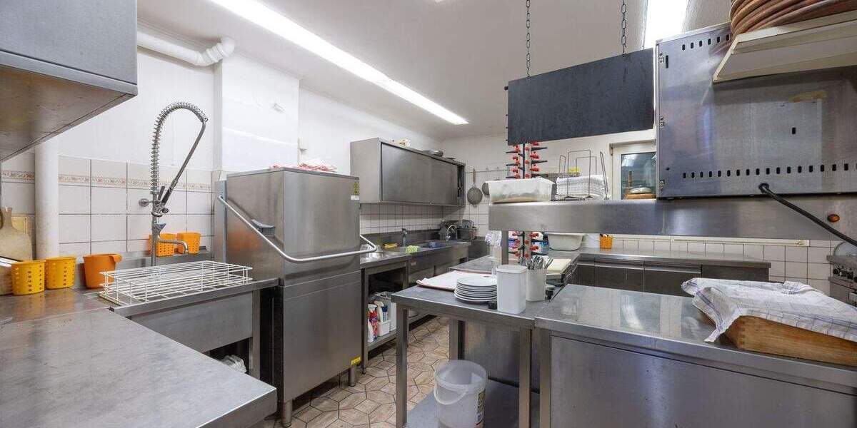 Mehrfamilienhaus, Wohnhaus Moers Kapellen-Mitte - 1 Zimmer, 220 m&sup2;, 599.000&euro; | Angebot:25692292