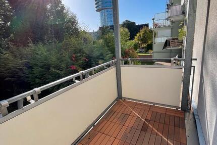 Helle Wohnung in Bochum - Ehrenfeld - komplett saniert zimmer