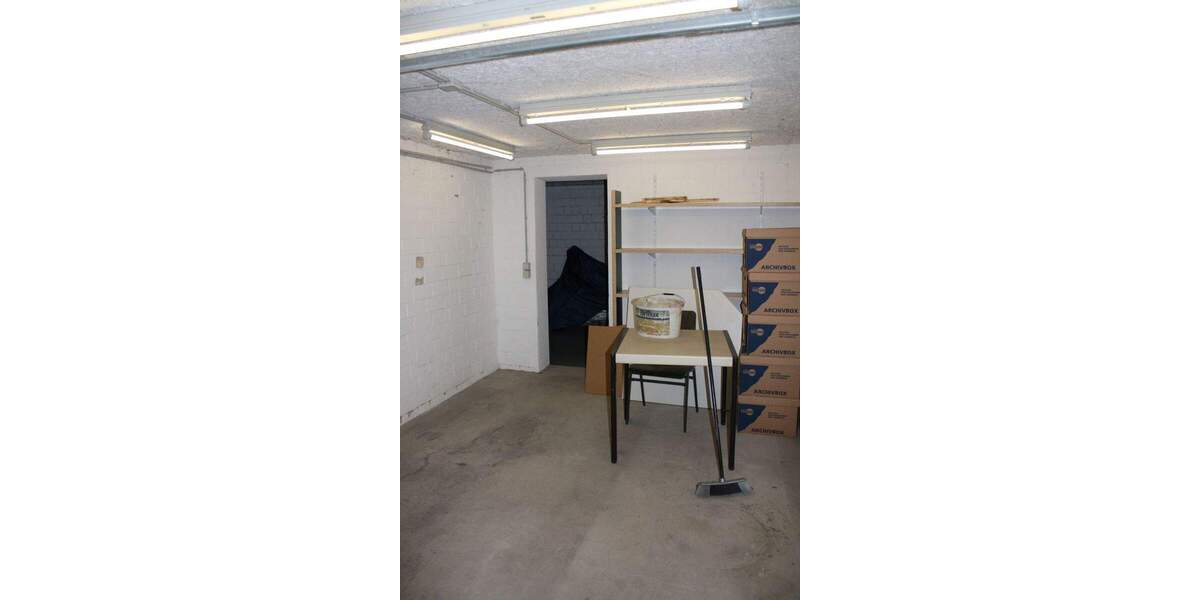 Gewerberäume in Herne-Sodingen mit Stellplätzen und Garage, eigenem Eingang 3 zimmer