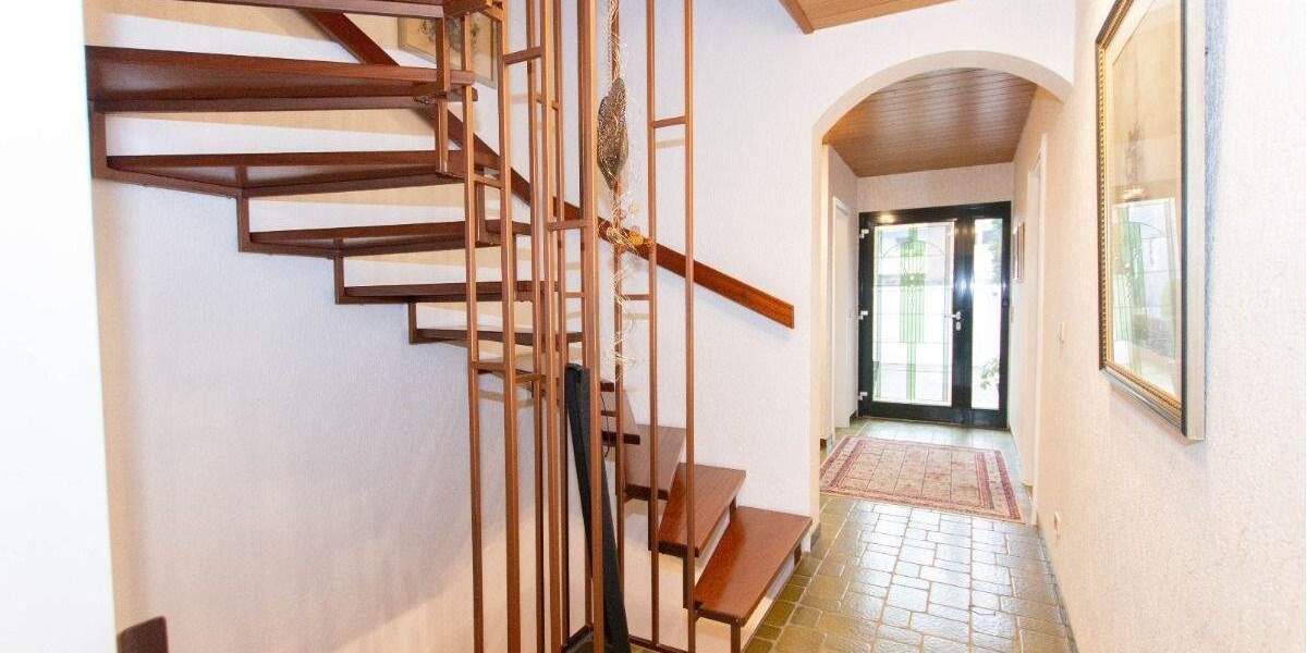 Zentral und dennoch ruhig gelegen #RMH mit Garage 4 zimmer