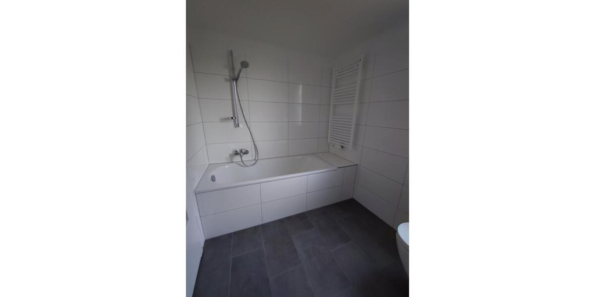 Etagenwohnung Duisburg Duisburg-Mitte - 3 Zimmer, 89 m&sup2;, 725&euro; | Angebot:25840824