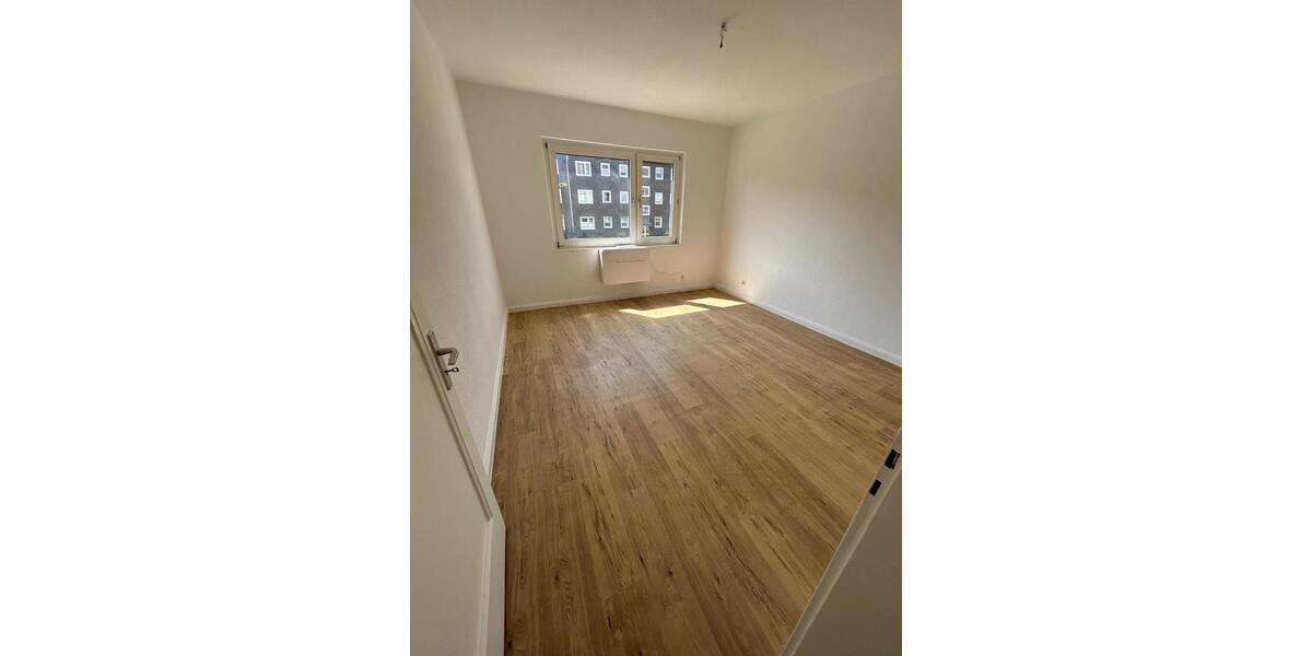 ***Top sanierte 2-Zimmer-Wohnung mit Klimaanlage*** 2 zimmer