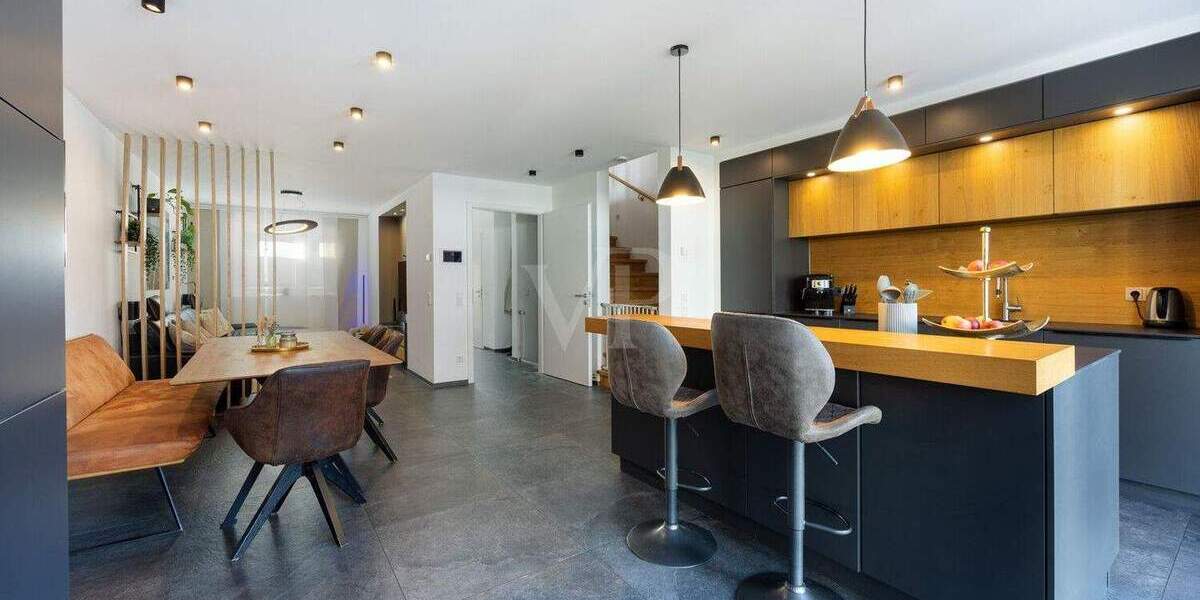 Doppelhaushälfte Wülfrath Innenstadt - 4 Zimmer, 141 m&sup2;, 760.000&euro; | Angebot:25373026