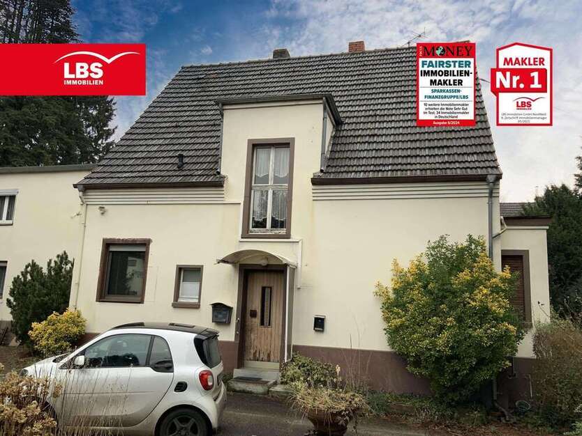 Haus zum Kaufen in Langenfeld 950.000 € 271 m²