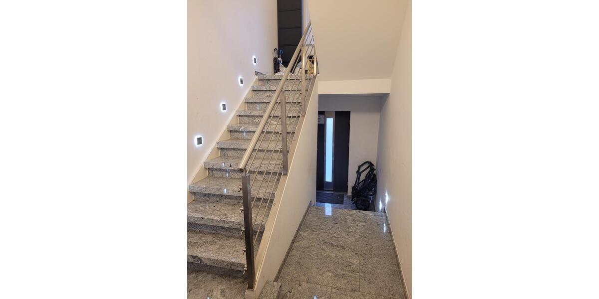 Renovierte Wohnung mit Gartenzugang - großzügige 4,5 Zi. 4 zimmer