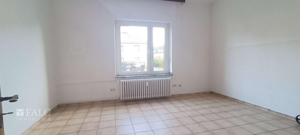 Nostalgie trifft Charme: 3,5-Zimmer-Wohnung auf 125 m² mit Terrasse 3 zimmer