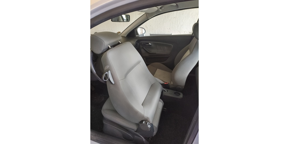 Seat Ibiza 143 km 650 &euro; Recklinghausen 45657