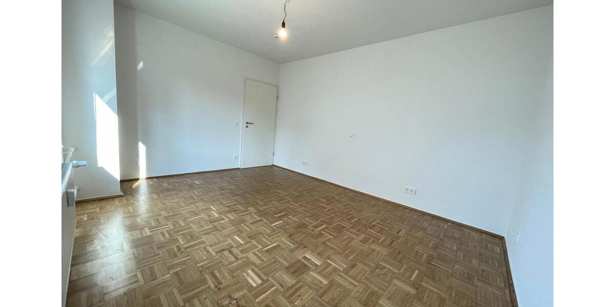 Erdgeschoßwohnung Essen Stadtbezirk IV - 3 Zimmer, 71 m&sup2;, 765&euro; | Angebot:26455650