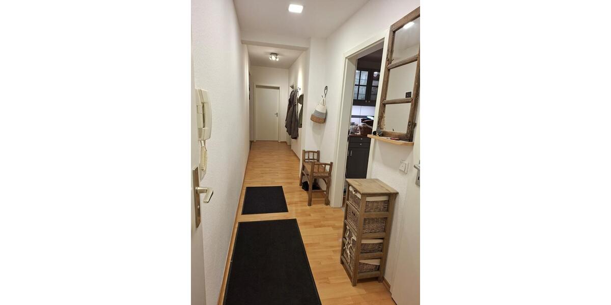 Etagenwohnung Heiligenhaus - 4 Zimmer, 150 m&sup2;, 900&euro; | Angebot:25048275