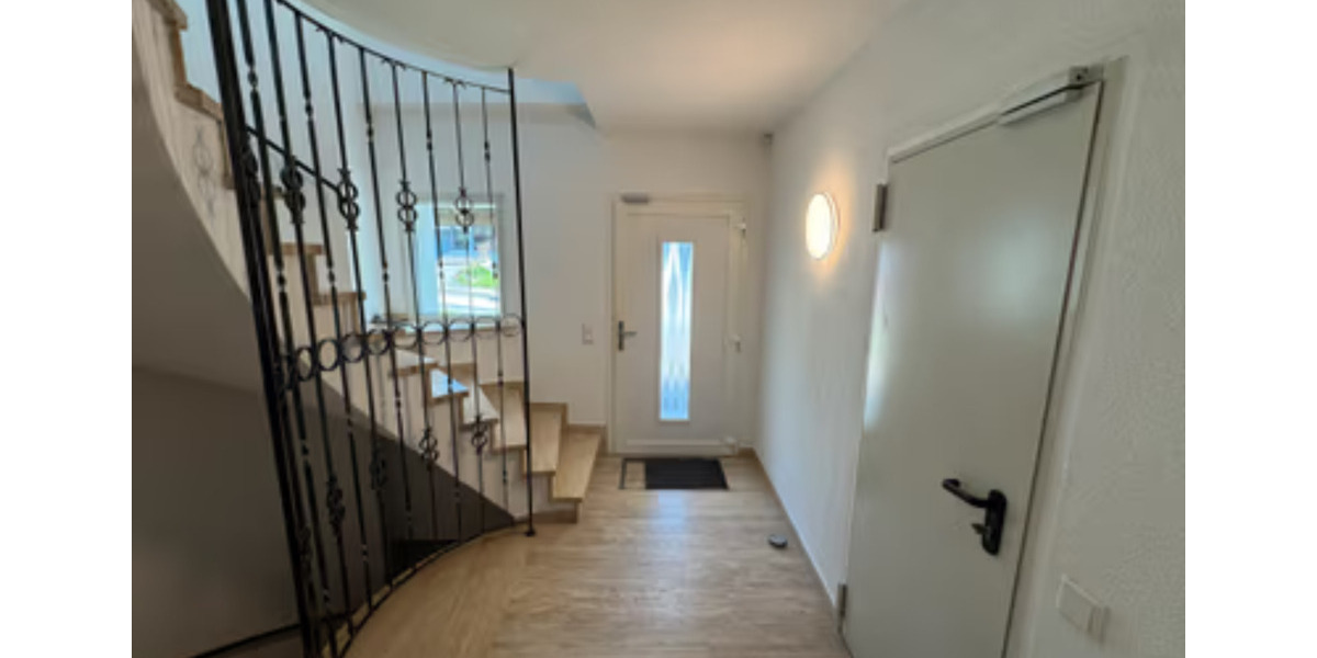 Großzügiges Haus auch Mehrgenerationen in Wuppertal-Dönberg 10 zimmer