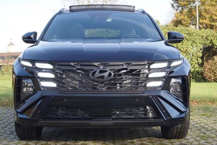 Hyundai TUCSON 1.900 km 36.990 &euro; ESSEN 45359