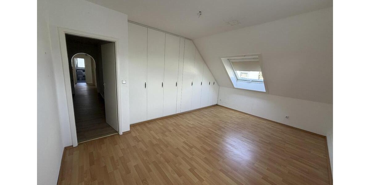 Etagenwohnung Wuppertal Gemarkung Langerfeld - 4 Zimmer, 99 m&sup2;, 220.000&euro; | Angebot:27467550