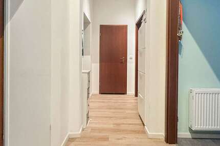 Wohnung zum Kaufen in Düsseldorf 249.000 € 68 m² 3 zimmer