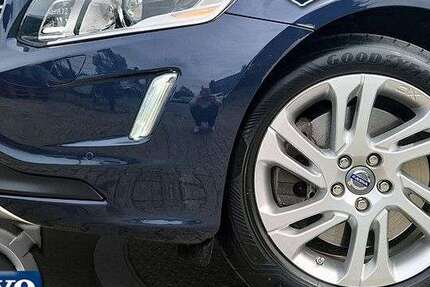 Volvo XC60 150.000 km 14.490 € Düsseldorf 40625