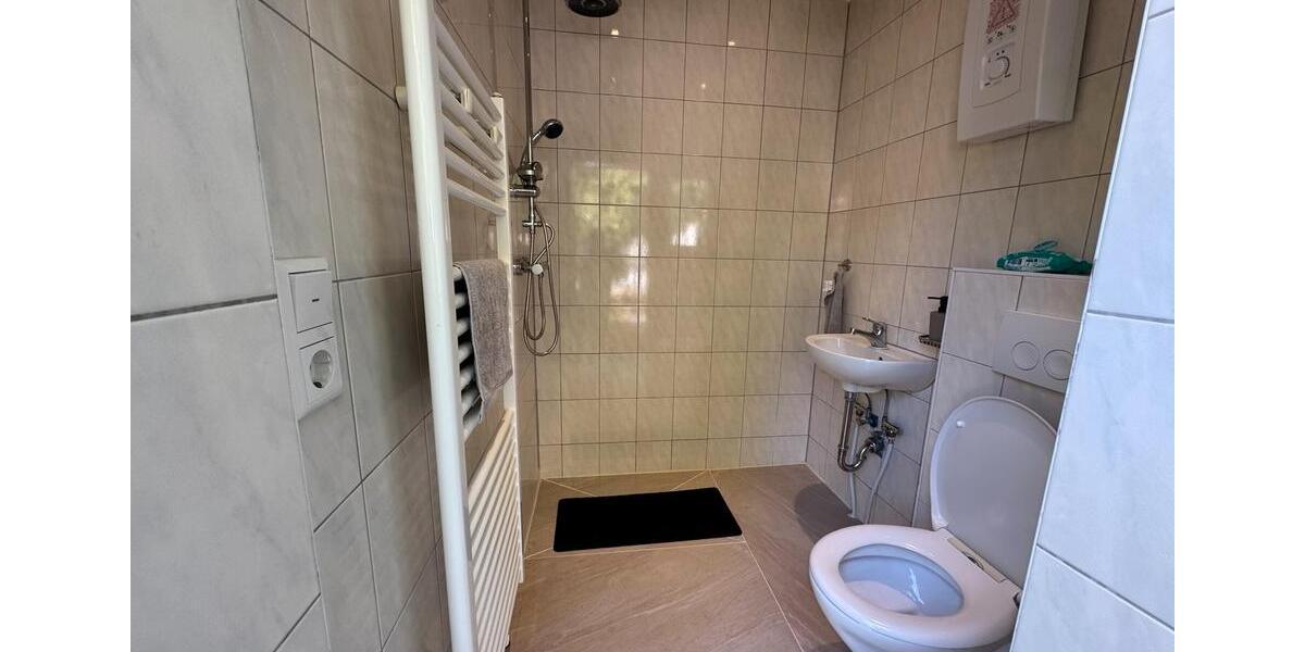 Verkauft wird eine Hälfte halbes Haus 5 zimmer