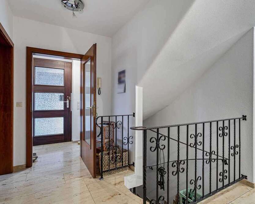 Haus zum Kaufen in Ratingen 526.400 € 161 m²