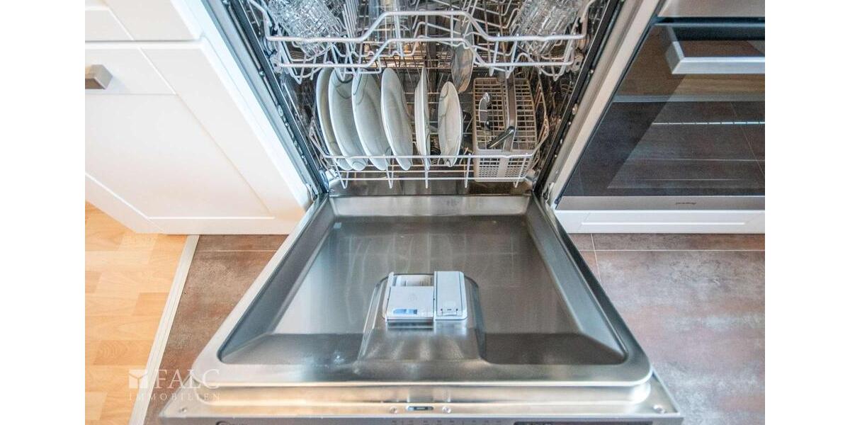 Etagenwohnung Essen Stadtkern - 1 Zimmer, 35 m&sup2;, 1.190&euro; | Angebot:24493583