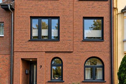 Wohnung Duisburg Rheinhausen - 5 Zimmer, 135 m&sup2;, 1.550&euro; | Angebot:27579944