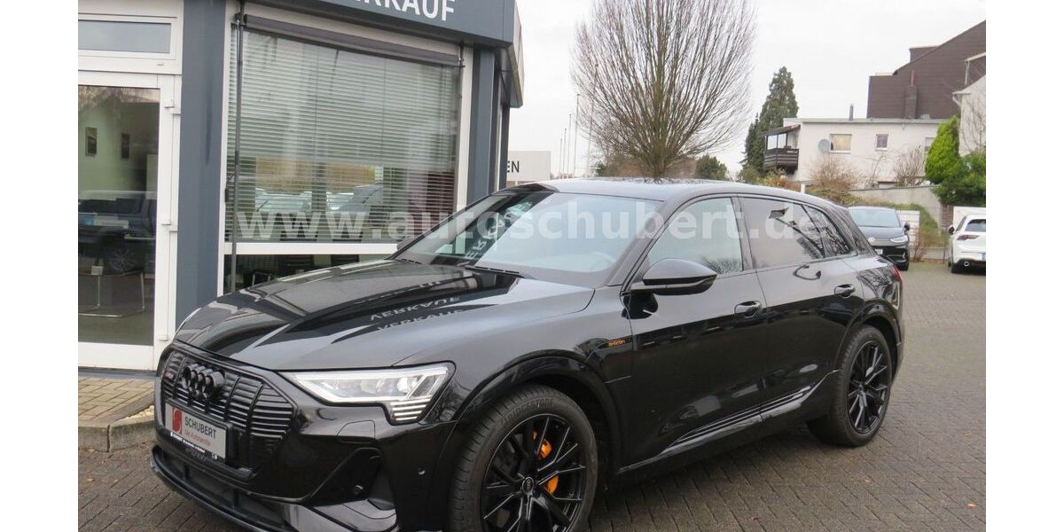 Audi e-tron 30.618 km 55.990 &euro; Gladbeck 45964