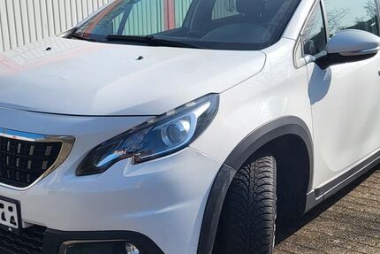 Peugeot 2008 110.000 km 9.490 &euro; Oberhausen 46049