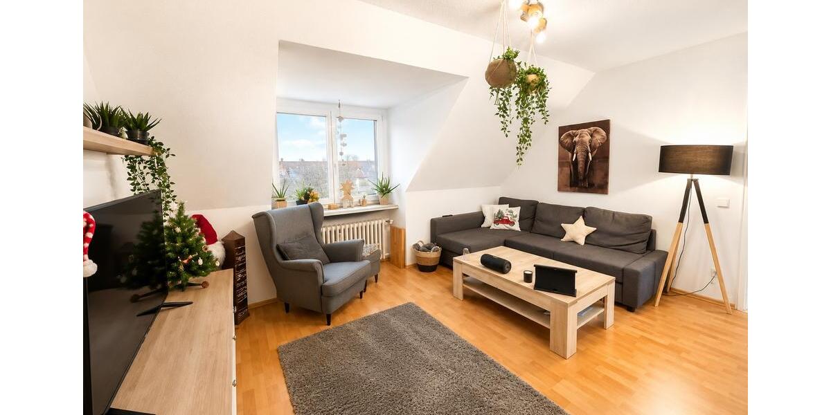 Dachgeschoßwohnung Essen Stadtbezirk IV - 2 Zimmer, 60 m&sup2;, 110.000&euro; | Angebot:26709023