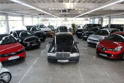 Mercedes-Benz 190 240.000 km 6.990 &euro; Essen 45356