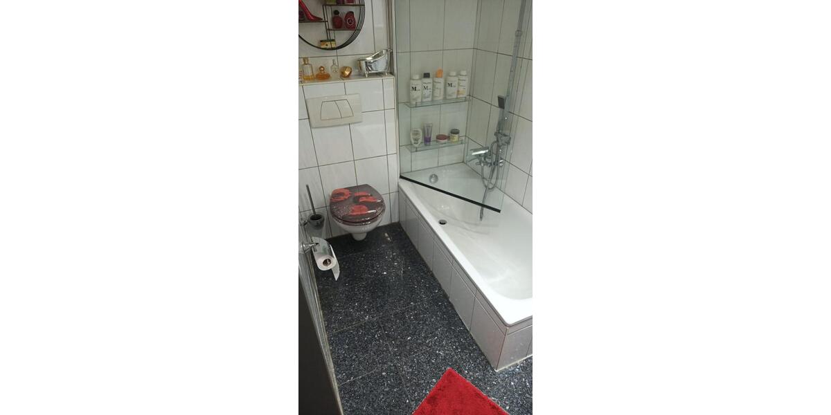 Sonnige Terrassenwohnung mit Ausblick! 2 zimmer