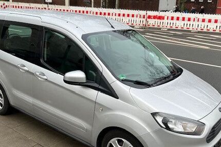 Ford Tourneo Courier 192.000 km 4.759 &euro; Essen 45138