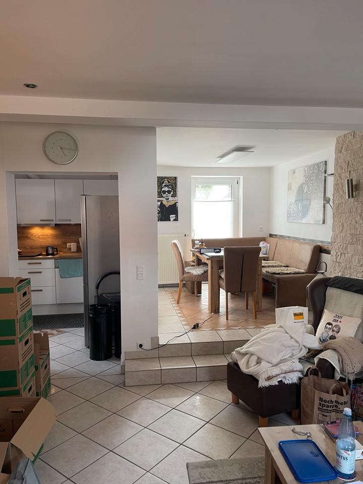 *Anfragestopp* Einfamilienhaus mit Garage und Stellplatz