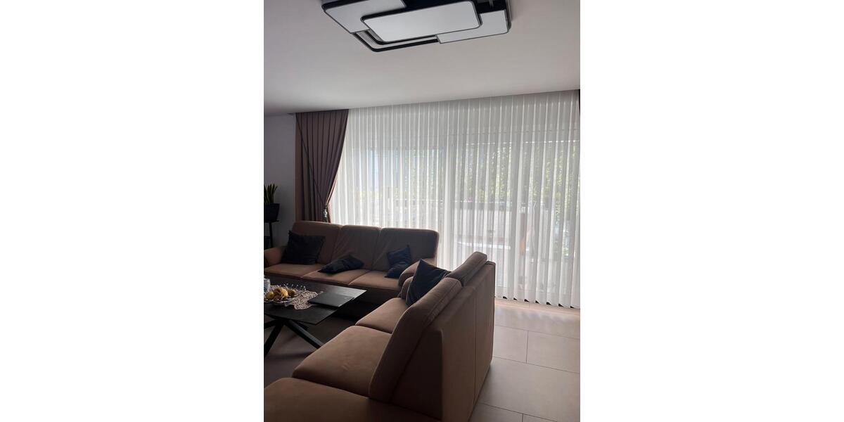 Reihenhaus Duisburg Mittelmeiderich - 4 Zimmer, 150 m&sup2;, 350.000&euro; | Angebot:27502880