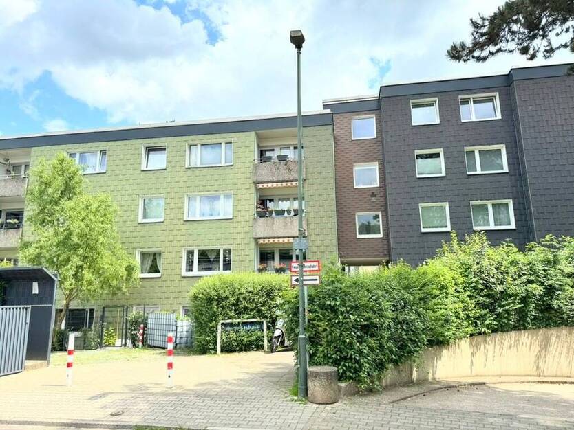 Praktisch geschnittene 3-Zimmer-Wohnung in grüner Umgebung von Düsseldorf-Ludenberg