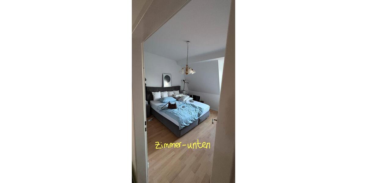 Etagenwohnung Essen Stadtbezirk VII - 4 Zimmer, 131 m&sup2;, 300&euro; | Angebot:25299084