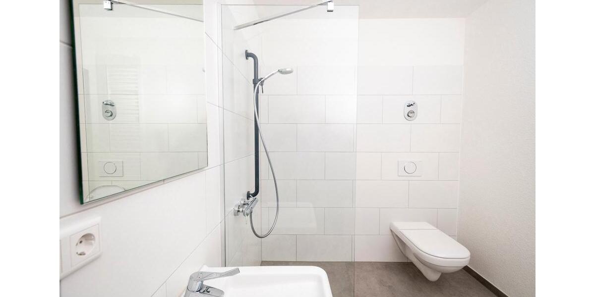 Etagenwohnung Wuppertal Gemarkung Langerfeld - 2 Zimmer, 72 m&sup2;, 903&euro; | Angebot:26456083