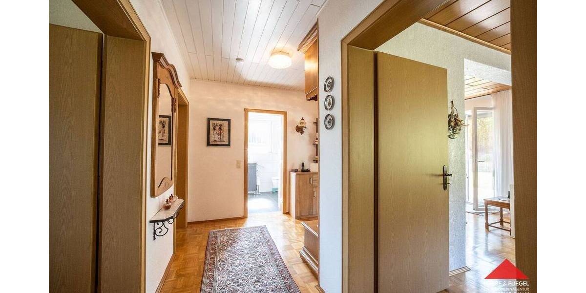 Gepflegtes Zweifamilienhaus mit Garage und schönem Grundstück - Mehrfamilienhaus, Wohnhaus Herne Holthausen | Angebot:26808480