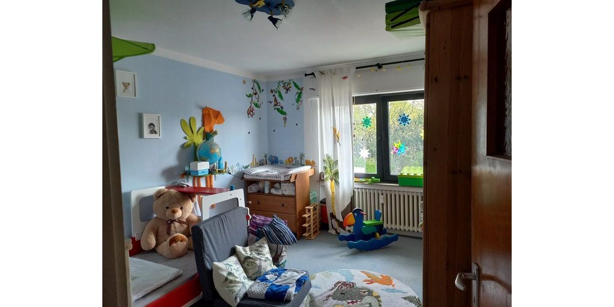 Provisionsfrei* Mehrfamilienhaus mit 4 Garagen in guter Lage - Mehrfamilienhaus, Wohnhaus Essen Stadtbezirk VIII | Angebot:27468580