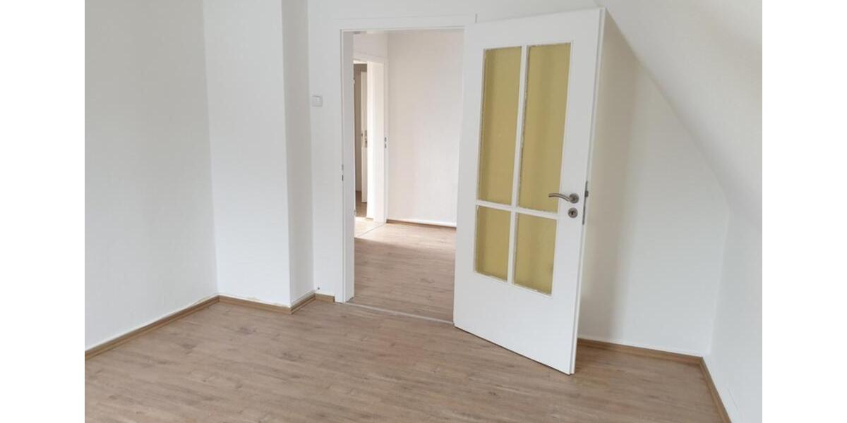 Dachgeschoßwohnung Recklinghausen Grullbad - 3 Zimmer, 55 m&sup2;, 430&euro; | Angebot:25378654