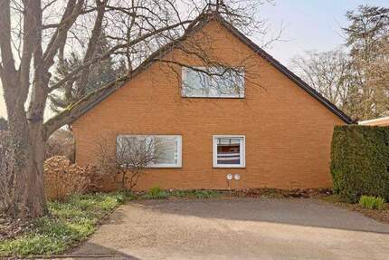 Haus Moers Utfort - 5 Zimmer, 203 m&sup2;, 400.000&euro; | Angebot:25604307