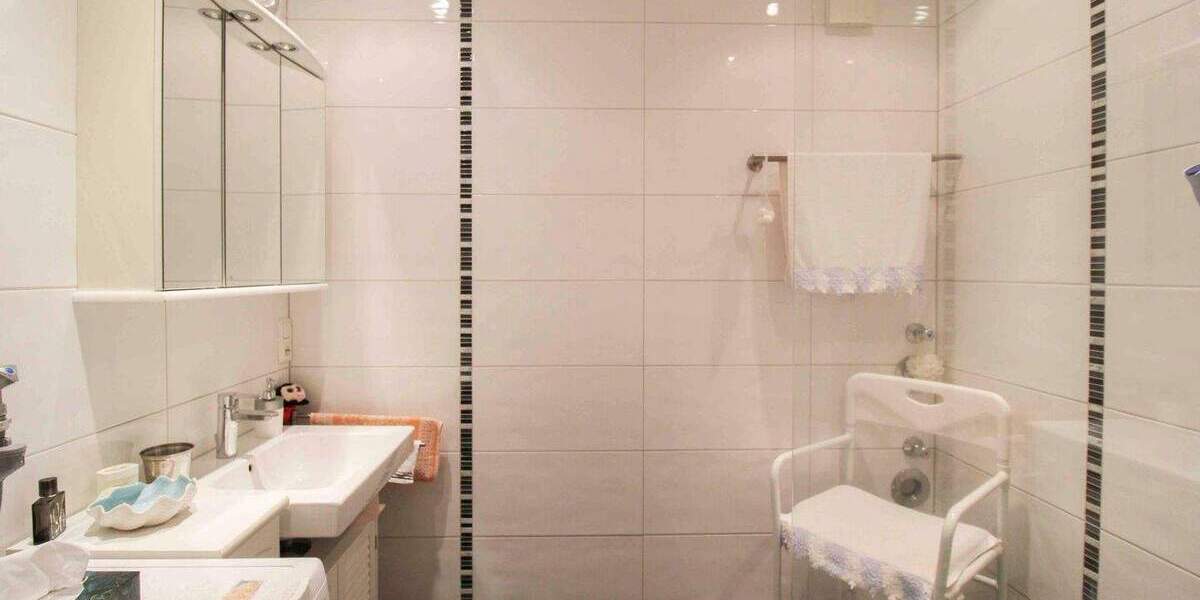 Vermietete, gepflegte ETW für Anleger 3 zimmer