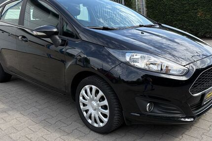 Ford Fiesta 82.000 km 7.890 &euro; Oer-Erkenschwick 45739