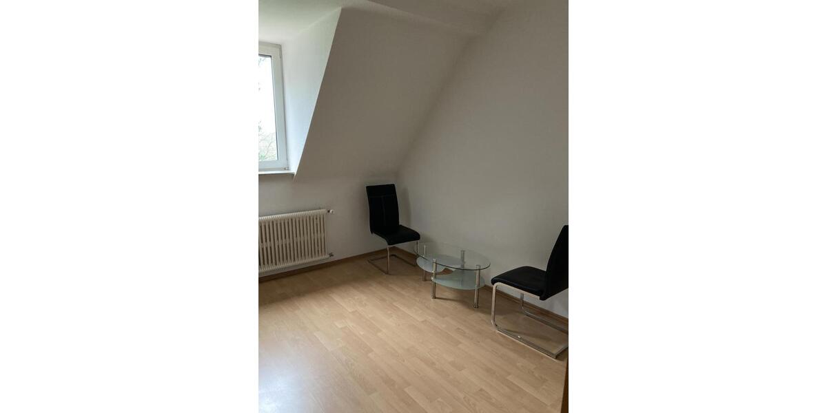 Dachgeschoßwohnung Bottrop Batenbrock - 2.5 Zimmer, 33 m&sup2;, 324&euro; | Angebot:25850561